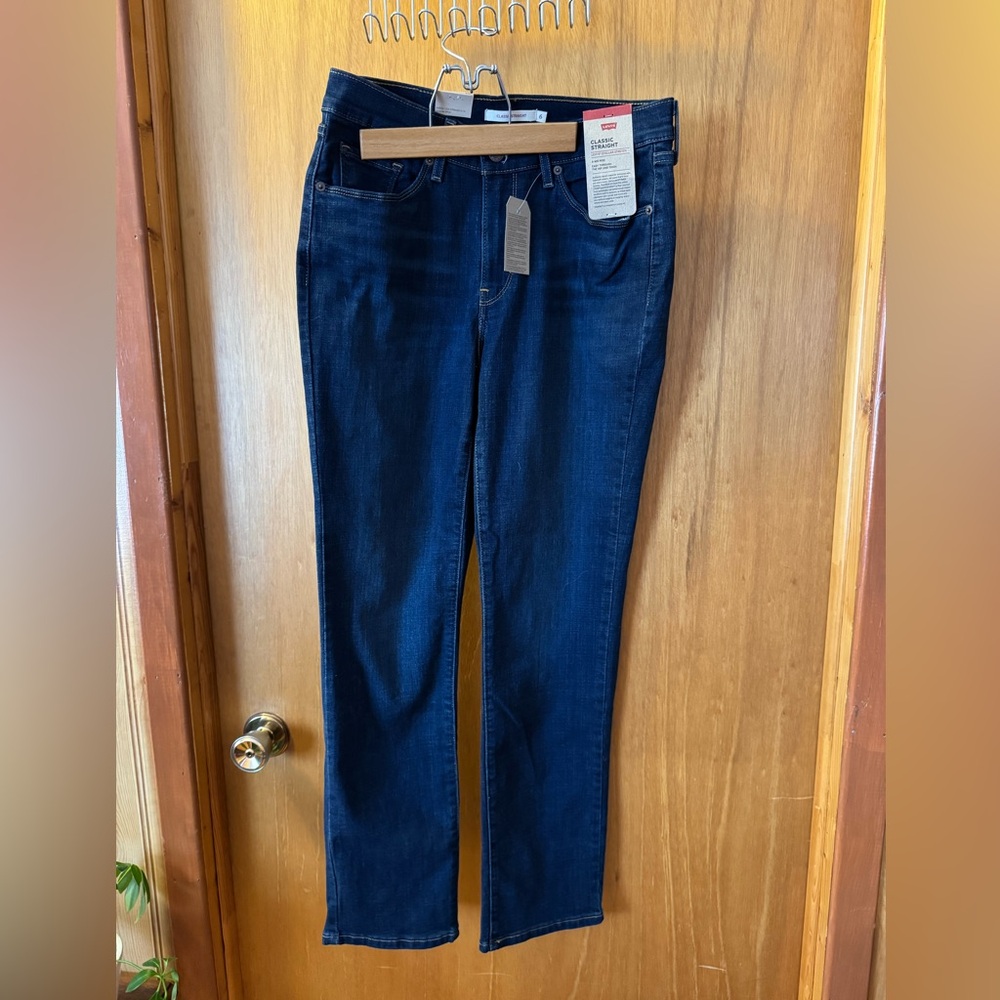 Levi's Women's Deep Indigo Straight Leg Jeans
